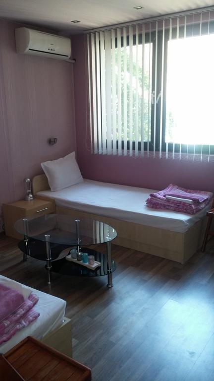 Comfort Guest Rooms Pleven Extérieur photo